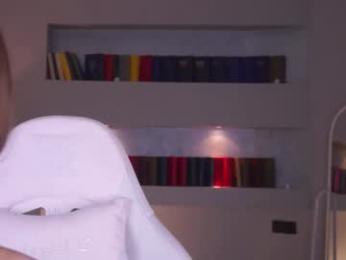 _moonlit_melody_ webcam chaturbate model stream image