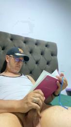 Hennrhy70 webcam model stream image