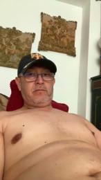 Hennrhy70 webcam model stream image