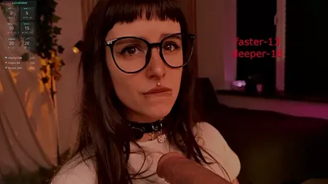 MichaellaMoon webcam model stream image