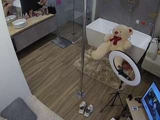 voyeurcam-casa-salsa-bathroom-3 webcam model stream image