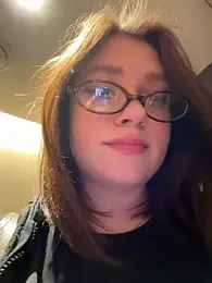 lucy-joy webcam stripchat model stream image