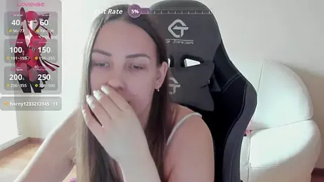 Mia_shy1 webcam model stream image