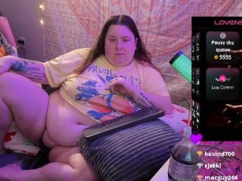 Kinkybell webcam model stream image