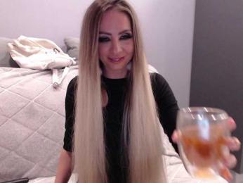 blondalina webcam bongacams model stream image
