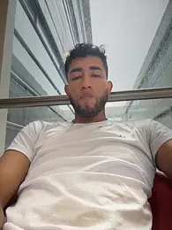 liam_bronw webcam stripchat model stream image