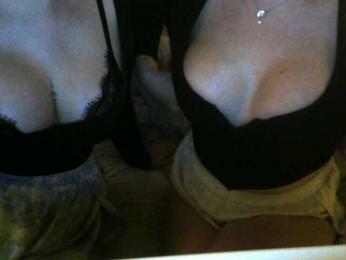 Lina77 webcam model stream image