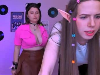 luna_noct webcam model stream image