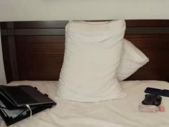 midgettripod1 webcam model stream image