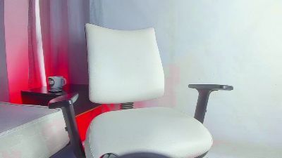 Lucii_fer_ webcam model stream image