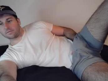 theetwohander webcam model stream image