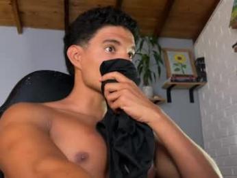 daniel0910s webcam model stream image