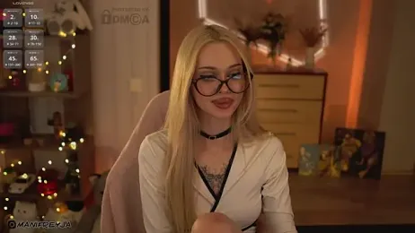 ManiFreyja webcam model stream image