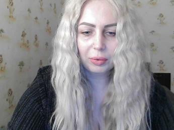 SweetJulia21 webcam model stream image