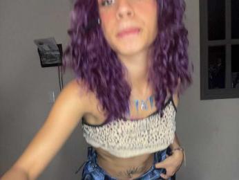 LilTrixxxi webcam bongacams model stream image