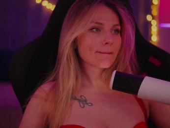 D_i_aM webcam bongacams model stream image