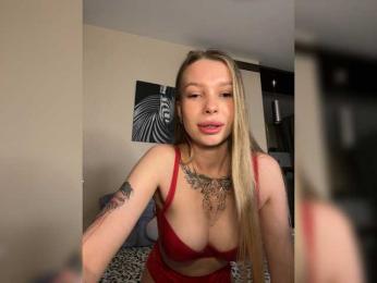 skinny-little-bitch webcam model stream image
