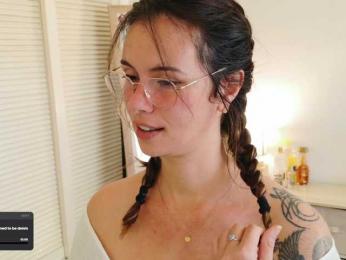 DeliFlower webcam bongacams model stream image