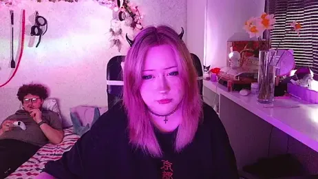 plumpy_girl webcam model stream image