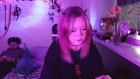 plumpy_girl webcam model stream image