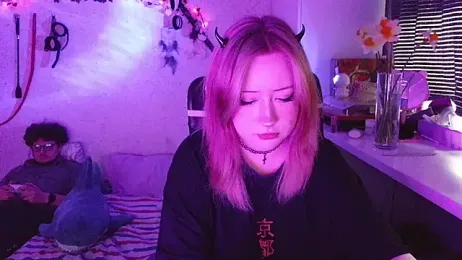 plumpy_girl webcam model stream image