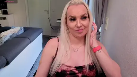 MIA-XXX webcam model stream image