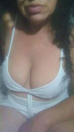 Abrilmilf7733 webcam model stream image