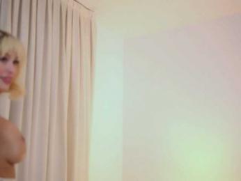 AdelineKing webcam model stream image