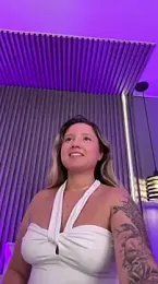 MiaPetit_ webcam model stream image