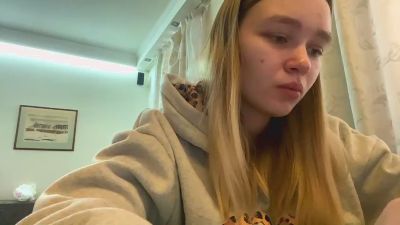 SandaAldaba webcam model stream image