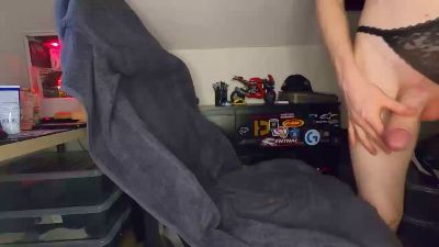 MrDomie webcam model stream image