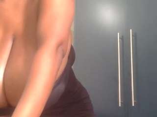 kat08 webcam model stream image