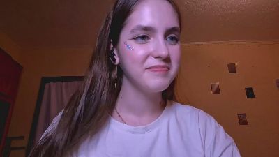 RoxanaKneisler webcam model stream image