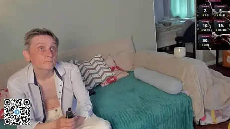 WeliosCouple webcam model stream image