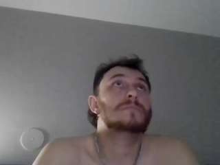 tallhungcloudyy webcam model stream image