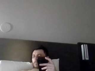 tallhungcloudyy webcam model stream image