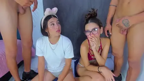 Youngs_Wild webcam stripchat model stream image