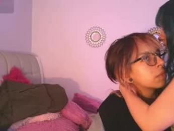 madewithhell webcam model stream image