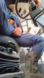 CallMeeDaddy89 webcam model stream image