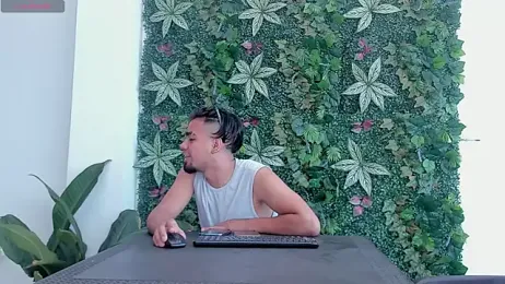 PittAndLunaa webcam model stream image