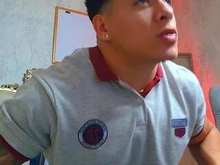 Alan Thompson webcam flirt4free model stream image