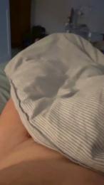 must_cum webcam model stream image