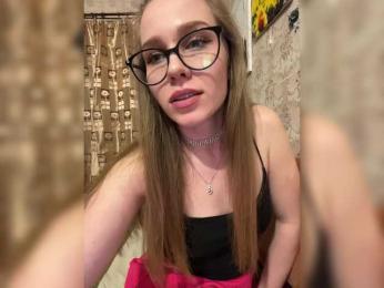 Milana22a webcam bongacams model stream image