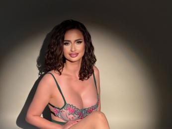 DayanaJacobs webcam model stream image