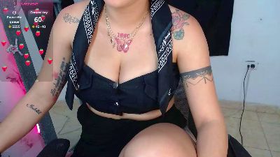 Sari__ webcam model stream image