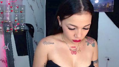 Sari__ webcam model stream image