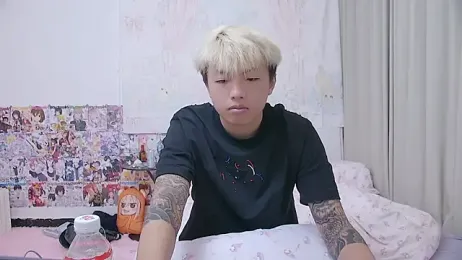 Chocolates-001 webcam model stream image