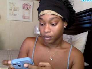 iluvsaffire-bleu webcam camsoda model stream image