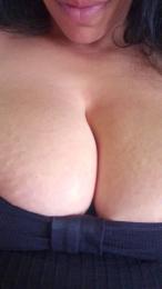 Lucci_Lovee webcam cam4 model stream image