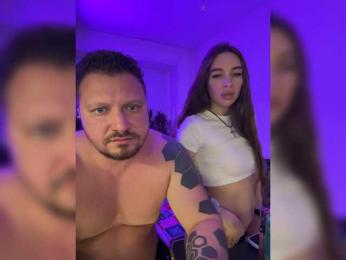 SnakeandTina webcam model stream image